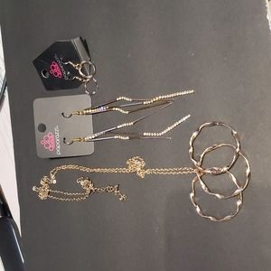 Paparazzi bronze earrings/necklace set